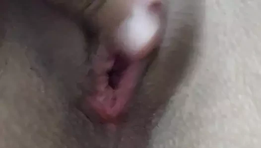 Shun Brezilyalı Alice için Siririca oynuyor, amında yakın çekim