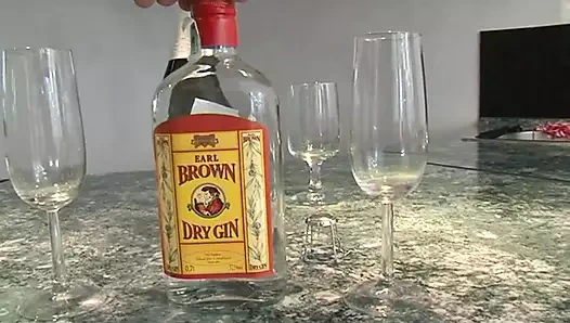 Amatör Alman seksi genç sürtükler! Cilt 2 - bölüm 2