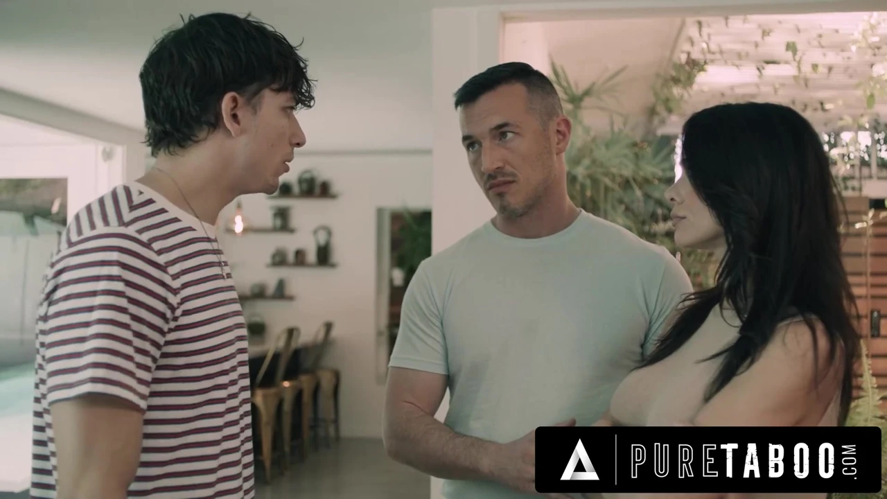 PURE TABOO Shocked Stud Catches Twisted New StepAunt Ivy Ireland Getting Free Used In The Kitchen