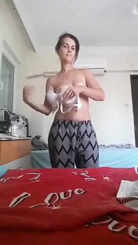 Suriye kız pis striptiz yapar