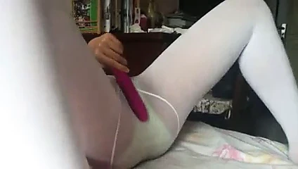 Yeni yapay penisiyle çıldırdı