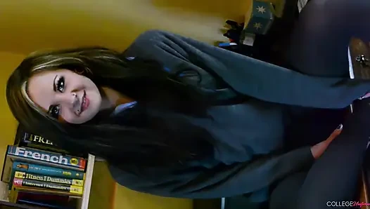 Gri içinde tamsin k