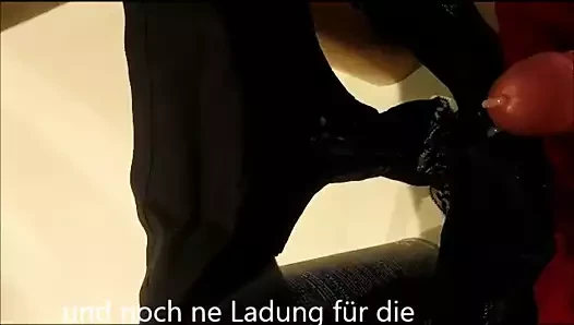Stringer 86 wichst auf Slip meiner Frau