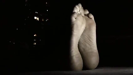 Ayak tabanları ve ayak parmakları geceleri