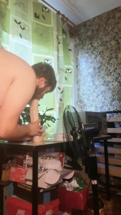 fat boy and big gildo