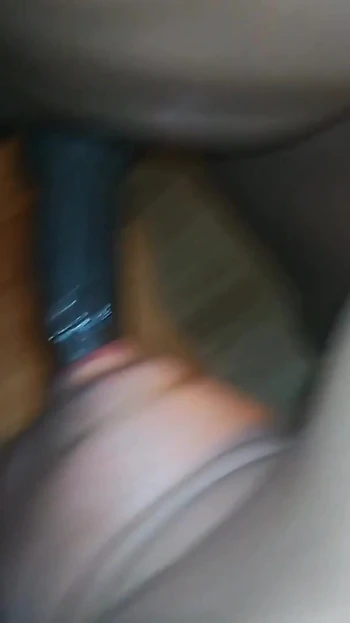 БОЛЬШОЙ ЧЕРНЫЙ ЧЛЕН 69, глубокая глотка, сквиртующий долбежка моей киски с дилдо