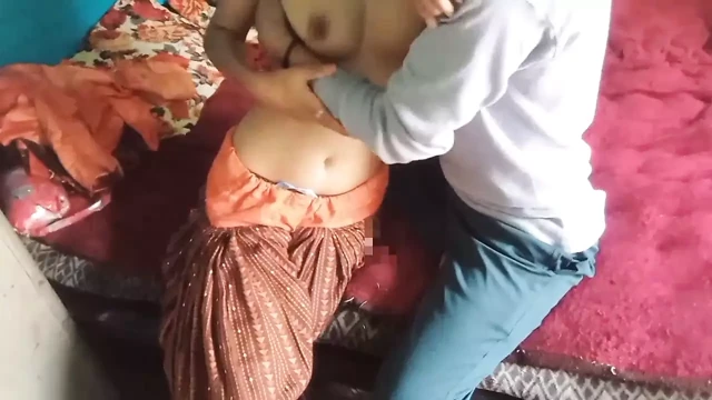 Kocasının piç arkadaşı arkadaşının karısının amını sikiyor
