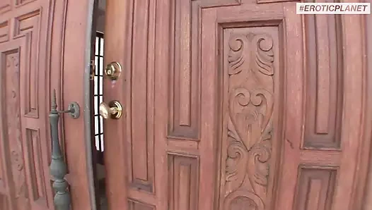 Tatlı sarışın - onu sınıra kadar sik