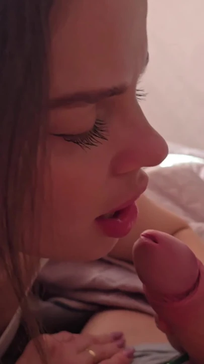 Eski sevgilimi siktim ve yanlışlıkla amına boşaldı. Sinirlendi. | Klip 1