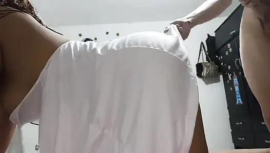 Arkadan seks yapıyor