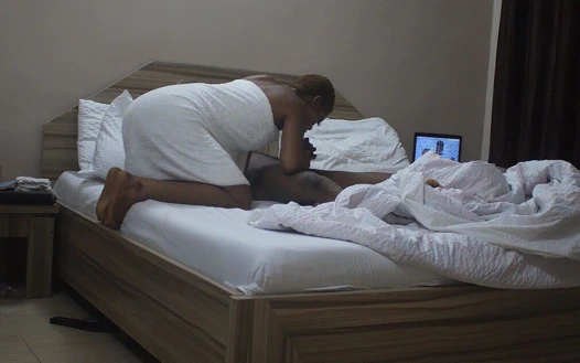 Şeker zaddy ile 2023 yeni yıl tatili - evli kadın onun işte olduğunu düşünüyor