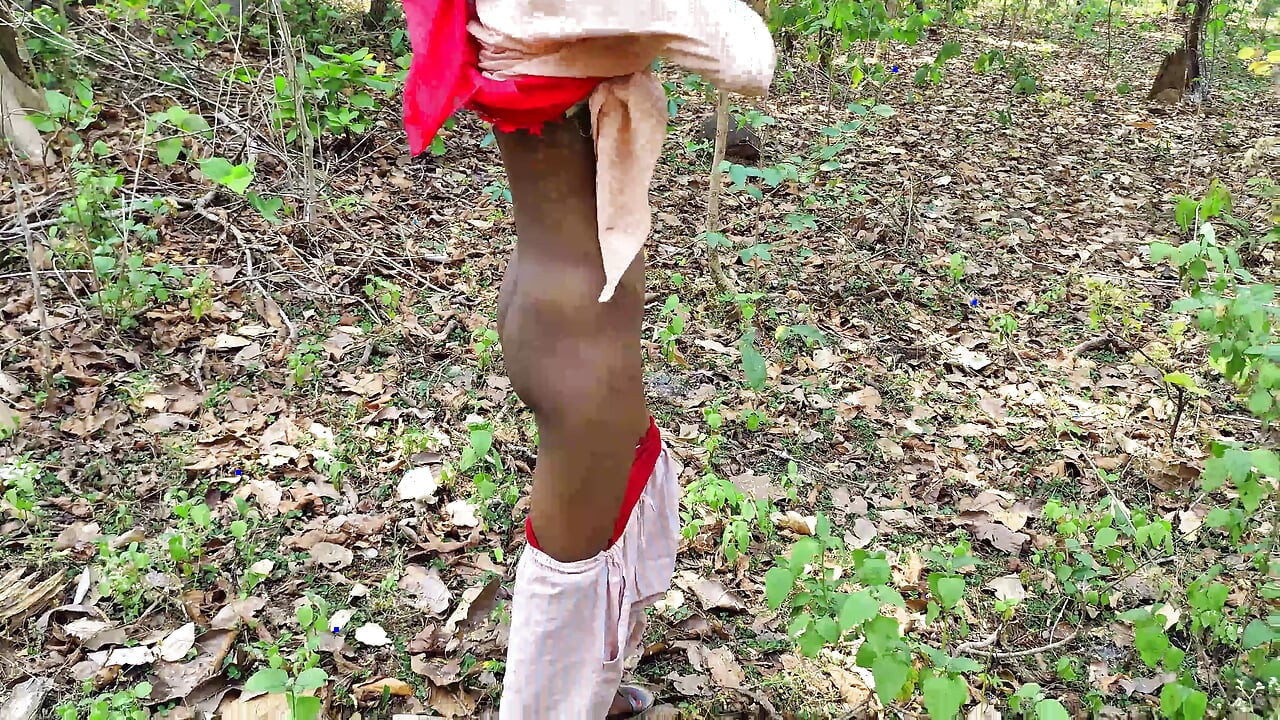 The brother-in-law took the sister-in-law to the forest on the pretext of roaming