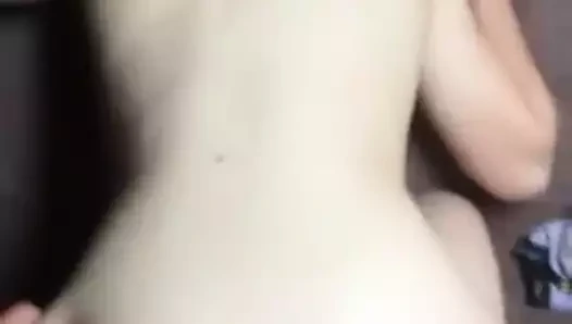 Premiere sodomie pour alexandra