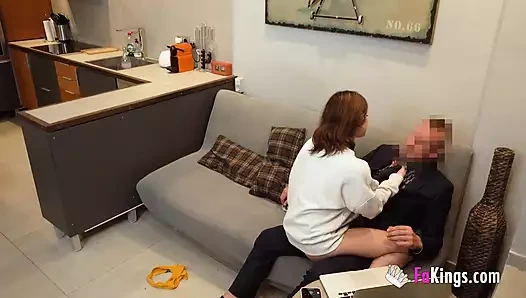 İri göğüslü alice fernandez bu harika amatör sahnede arkadaşının üvey babasını baştan çıkarıyor!