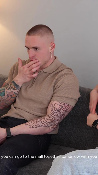 Ben mağazadayken kız arkadaşımla yattı!