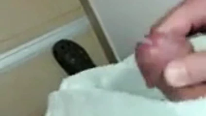 exhibitionist mastürbasyon ve sağladım içinde otel merdiven