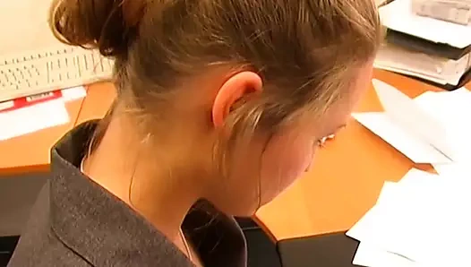 Ofiste naylon seks. cum benim külotlu çorap sonra lanet