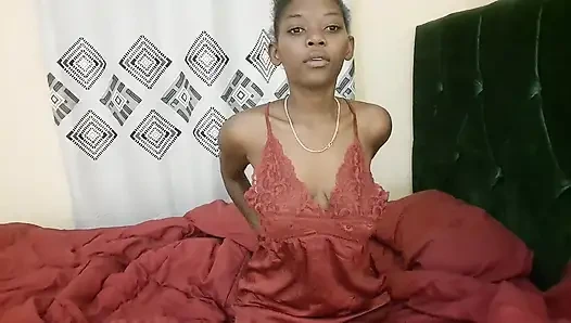 Hemşirenin küçük boyutlu amcığı