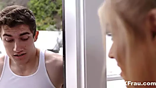 Big Tit Milf mit Sperma gefullt