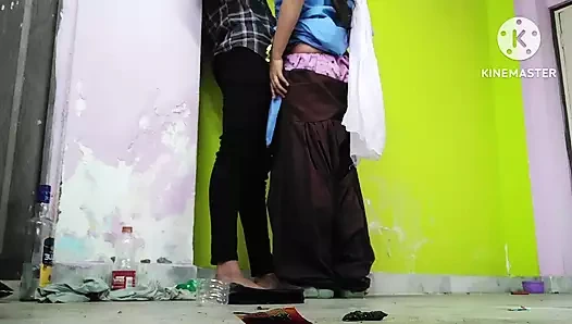 Hintli desi üniversiteli kız seks yapıyor