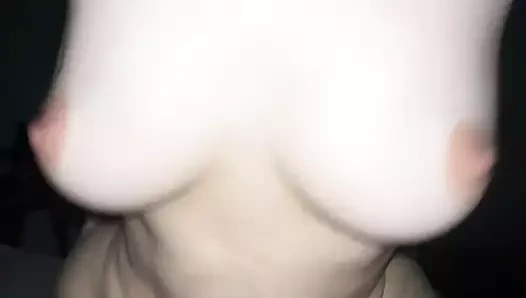 Bitirdikten sonra erkek arkadaşımın arkadaşını sikiyorum