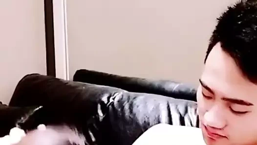 Barebacked ladyboy amatör