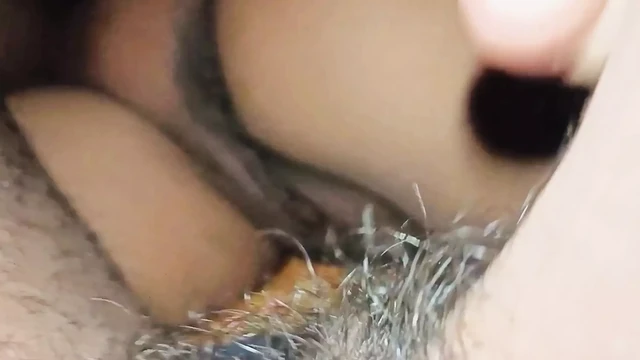 Hintçe evlendikten sonra eski kız arkadaşını sikiyor