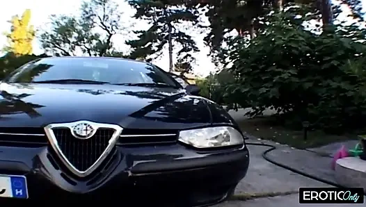 Üniformalı sürtükler şehvet içinde