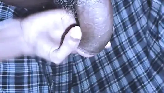 Sevimli ateşli üvey kız kardeş sakso çekiyor