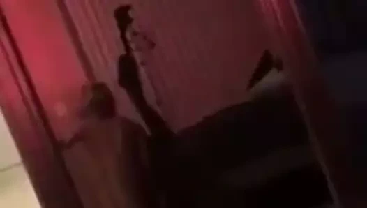 yalnız karısı gider vahşi üzerinde bbc