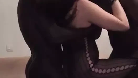 İki erkek kardeş ve bir eş