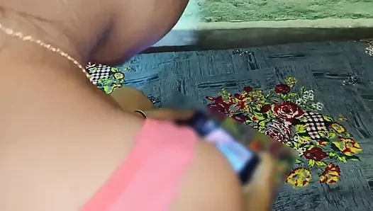 Hintli üvey kız kardeş üvey erkek kardeşi tarafından sikiliyor