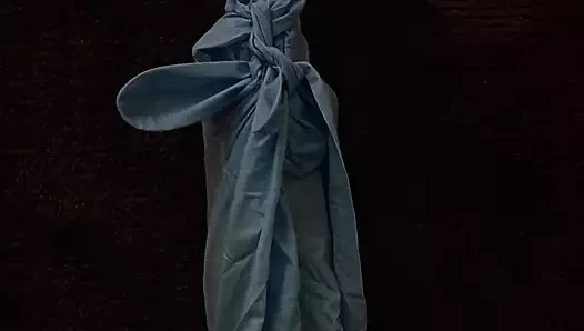 Jane diş fırçasını seviyor