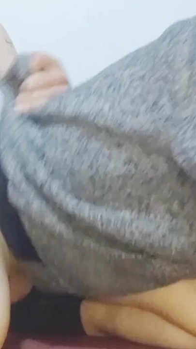 Senin için 4'te, penisinin üstüne atlamayı seviyorum | Klip 1