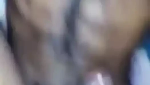 Sri lankan olgun adam sikme tarafından genç