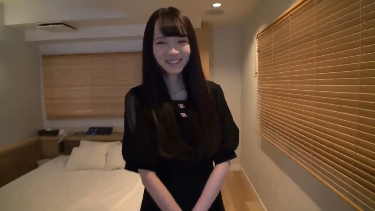 Idol-hopeful Model Takes a Creampie in Her Tight Shaved Pussy – Mizuki, 19