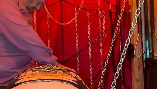 Köle kızla oyun zamanı