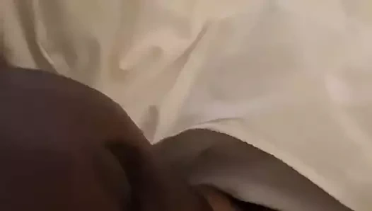 Renoie qui aime la bite dz