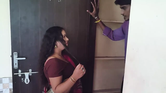 Тетушка Из Дели Вали Ki Bhookh Mitai