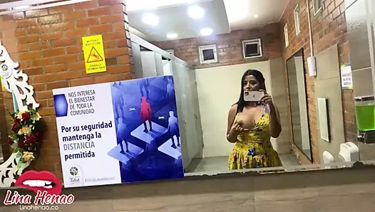 Kahve içmeye gittim ve sonunda süt içmeye başladım - arabada toplum içinde seks!!