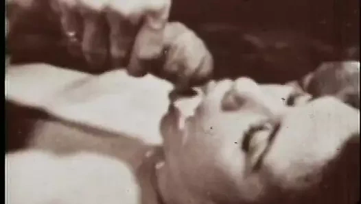 Kız öğrenciler kızgın - (tam film - orijinal versiyon)