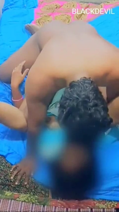 Захватывающий момент из "Дела Телугу жена трахается с любовником 3"