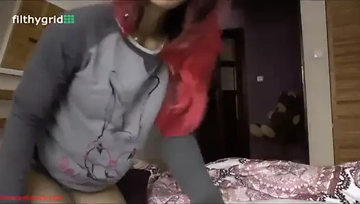 Ateşli kız külotlu osuruk