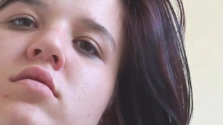 Esmer laurien kıllı kedi