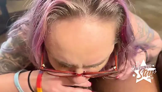 Savanna'nın ıslak sakso ve domaltmalı yüze boşalma - bakış açısı