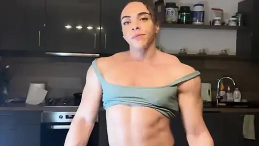 Kaslı aşk affetmez ecstsy'de patlıyor