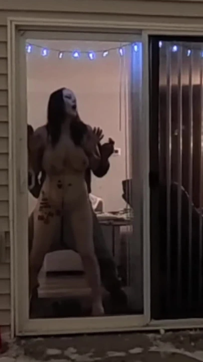 Komşular karısını sikilirken yakaladı | Klip 1