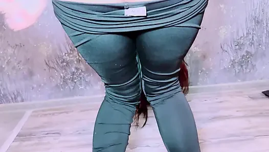 Sadakatsiz evli kadın anal seksle cezalandırılıyor