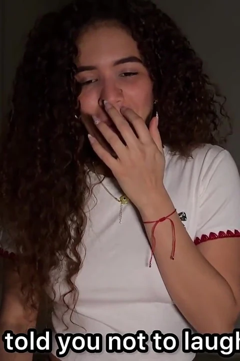 Üvey erkek kardeşimi baştan çıkarıyorum... ve boşaldı - muhteşem Venezuelalı kız