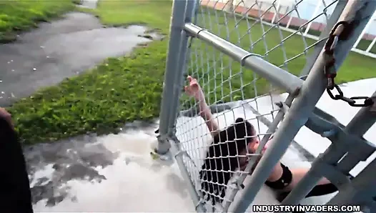 Süper seksi esmi lee futbol antrenmanı sonrası sikiliyor